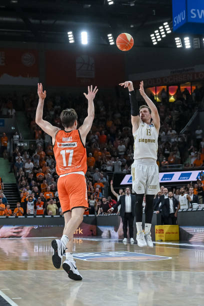 他们在这方 他们在这方